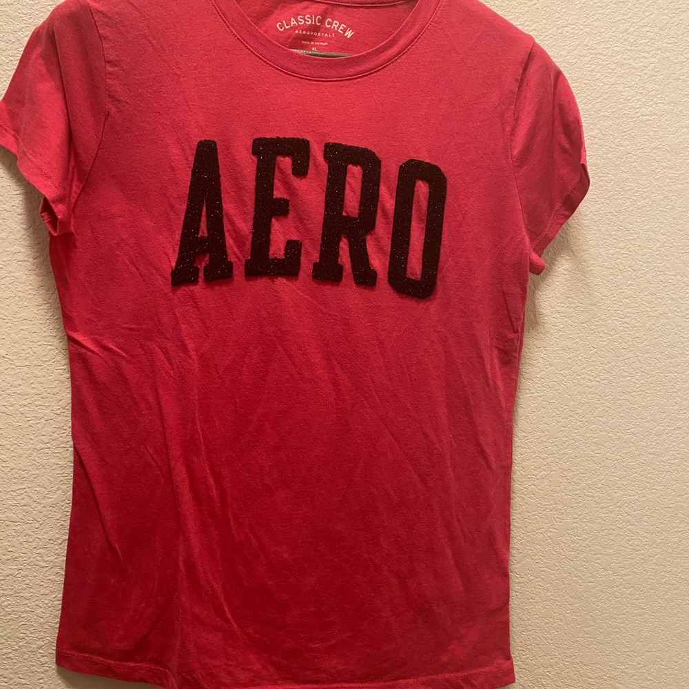 Pink tee Aeropostale